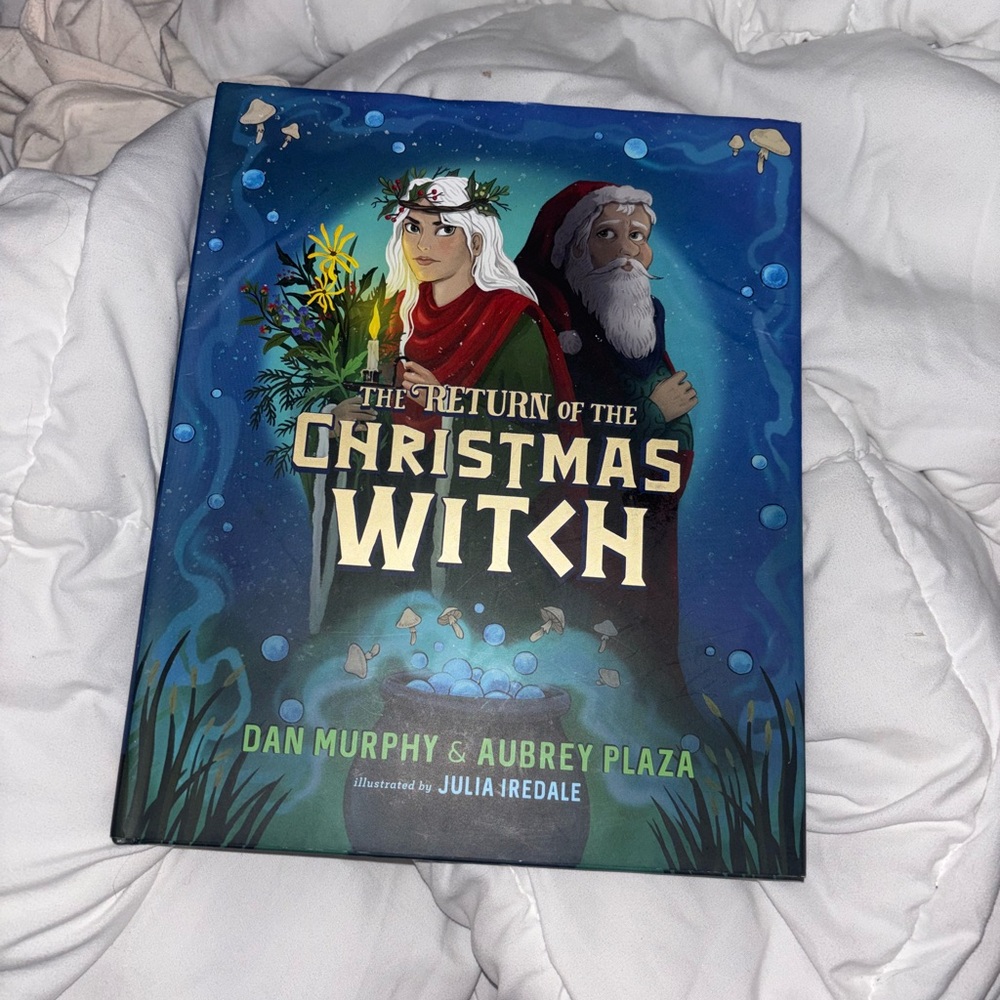 AUBREY PLAZA SIGNED The Return of the Christmas Witch Book